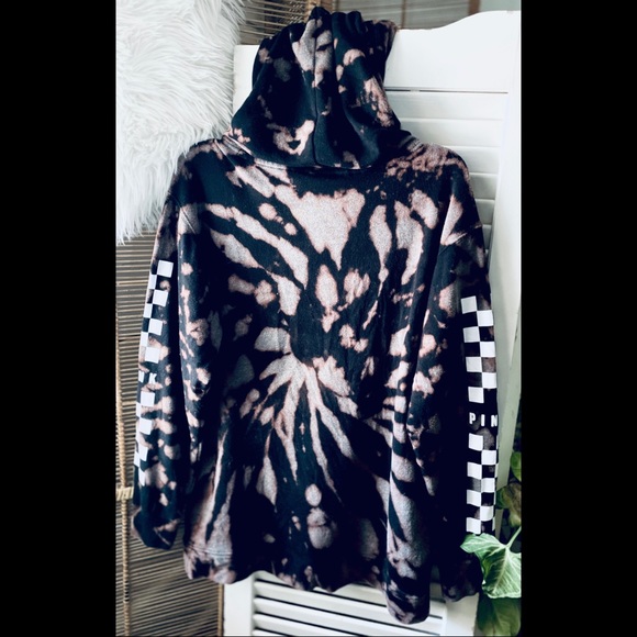 𝙿 𝙸 𝙽 𝙺  • ｔｉｅ ｄｙｅ • 𝕓𝕝𝕖𝕒𝕔𝕙𝕖𝕕 - Picture 4 of 5